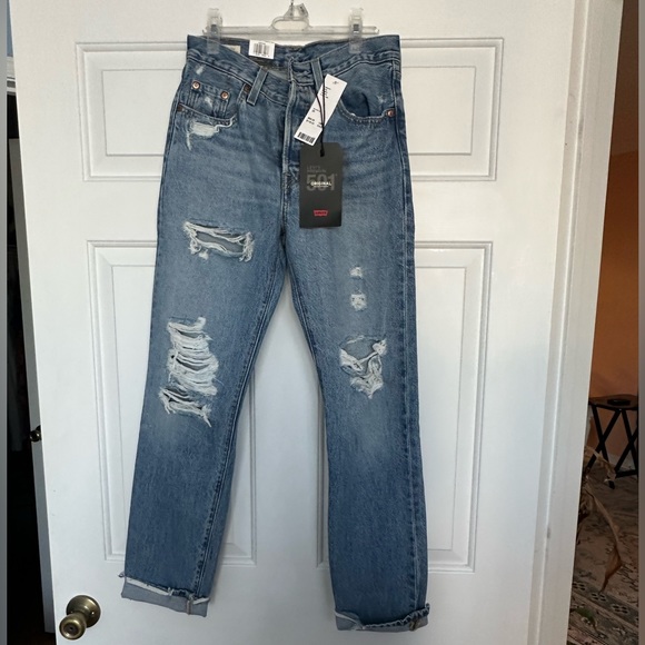 Levi 501 - Picture 1 of 5